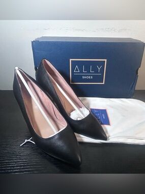 Ally Shoes Women's Black Pointed Toe Pumps
